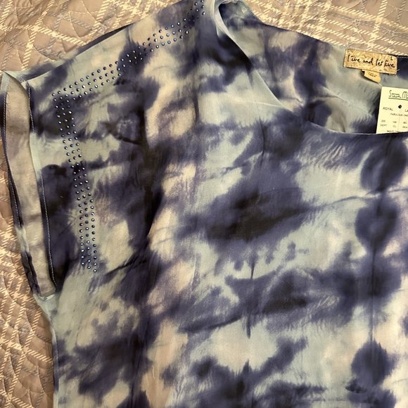 Women's‎ Live and Let Live blouse, size L - Picture 1 of 5